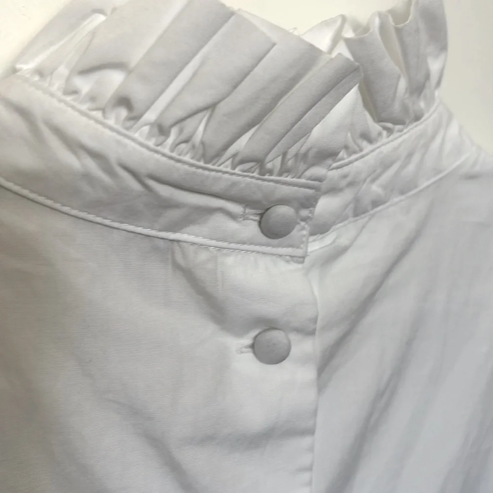 NWT [Frame] High Neck Sleeveless Ruffle Back Button Blouse Top White Women’s S - Picture 9 of 14